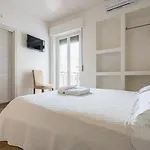 Sea Terrace 住宿加早餐酒店 阿齐·卡斯特罗
